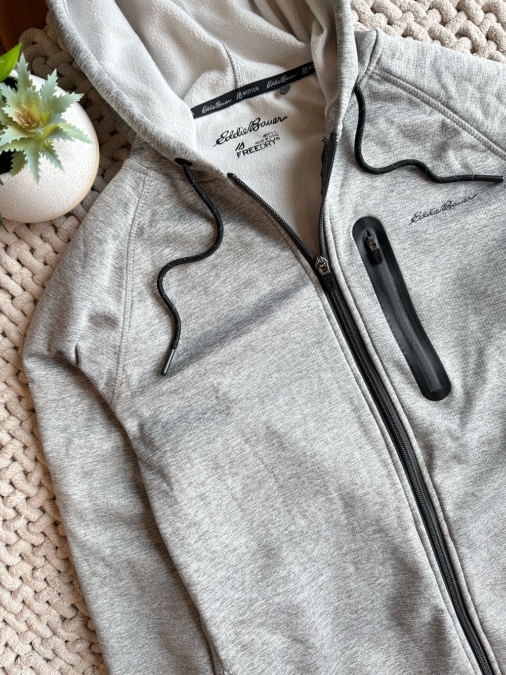 Eddie Bauer | NWOT Men’s FreeDry® Full-Zip Performance Hoodie Light Gray | Large